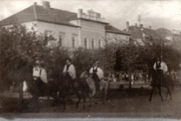 1958 - szüreti felvonulás - 11